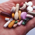 Антивирусные средства помогут уменьшить частоту проявления герпеса и быстро справиться с его обострениями