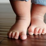 how to teach a baby to walk