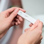 Когда лучше делать тест на беременность — утром или вечером?