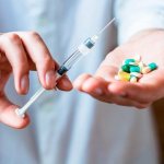 Кроме наружных средств, используются также инъекции и пероральное лечение