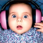 Can pregnant women listen to loud music?