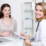 Почему после медикаментозного прерывания беременности есть кровотечение? Сколько длится и чем опасно?