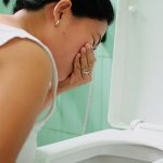 У беременной девушки токсикоз