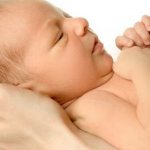 Желтуха у новорожденных. Причины и последствия, лечение в роддоме и домашних условиях